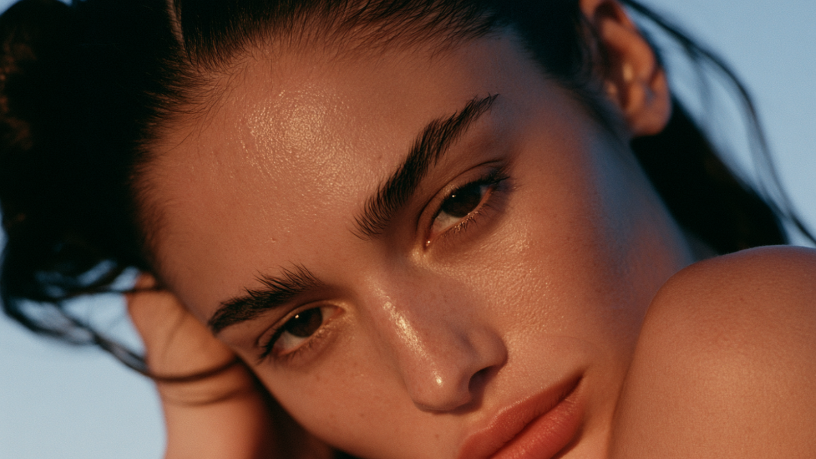 Wax vs. Threading: Which Is Better for Each Area?